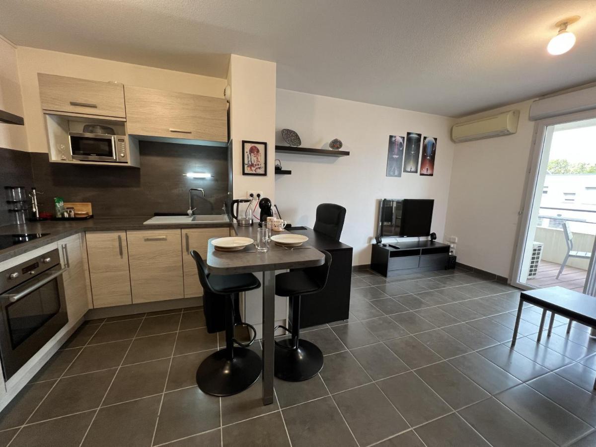 Le Skywalker : T2 Avec Parking & Balcon Apartment ตูลูส ภายนอก รูปภาพ